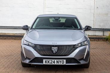 SPOTICAR Peugeot 308 Sw 1.2 Puretech Allure Eat Euro 6 (s/s) 5dr Used Car - Estate Petrol Grey - Braintree - 1200529394_2