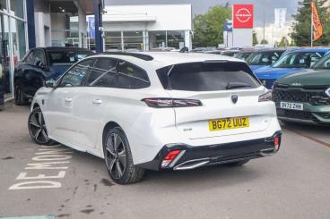 SPOTICAR Peugeot 308 Sw 1.2 Puretech Gt Eat Euro 6 (s/s) 5dr Used Car - Estate Petrol White - Leamington - 1200529466_2