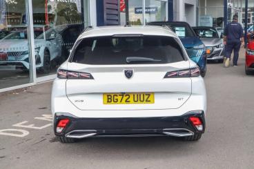 SPOTICAR Peugeot 308 Sw 1.2 Puretech Gt Eat Euro 6 (s/s) 5dr Used Car - Estate Petrol White - Leamington - 1200529466_4
