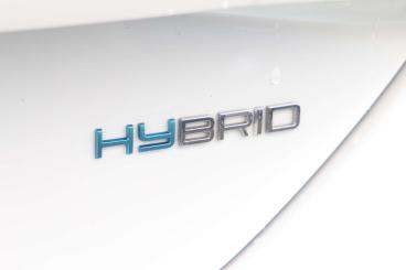 SPOTICAR Peugeot 308 Sw 1.6 12.4kwh Gt Premium E-eat Euro 6 (s/s) 5dr Used Car - Estate Plug-in Hybrid White - Lichfield - 1200529814_5