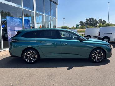 SPOTICAR Peugeot 308 Sw 1.2 Puretech Allure Eat Euro 6 (s/s) 5dr Used Car - Estate Petrol Blue - Boston - 1200530625_2