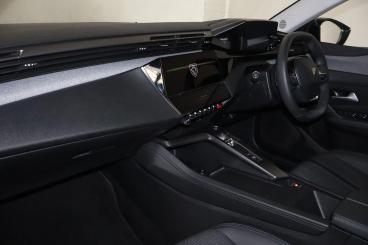 SPOTICAR Peugeot 308 Sw 1.6 12.4kwh Allure Premium E-eat Euro 6 (s/s) 5dr Used Car - Estate Plug-in Hybrid Red - Weston-super-mare - 1200548417_2