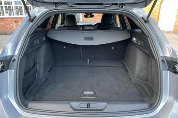 SPOTICAR Peugeot 308 Sw 1.2 Hybrid Gt E-dsc6 Euro 6 (s/s) 5dr Used Car - Estate Hybrid Grey - Newark On Trent - 1200553150_5