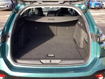 SPOTICAR Peugeot 308 Sw 1.2 Puretech Allure Premium Eat Euro 6 (s/s) 5dr Used Car - Estate Petrol Blue - Southampton - 1200556758_5