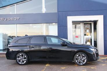 SPOTICAR Peugeot 308 Sw 1.2 Puretech Allure Eat Euro 6 (s/s) 5dr Used Car - Estate Petrol Black - Bulkington - 1200559135_4