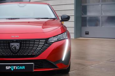 SPOTICAR Peugeot 308 Sw 1.2 Puretech Allure Eat Euro 6 (s/s) 5dr Used Car - Estate Petrol Red - Bromsgrove - 1200562055_5