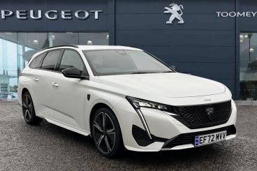 SPOTICAR Peugeot 308 Sw 1.2 Puretech Gt Eat Euro 6 (s/s) 5dr Used Car - Estate Petrol White - Southend-on-sea - 1200563220_1