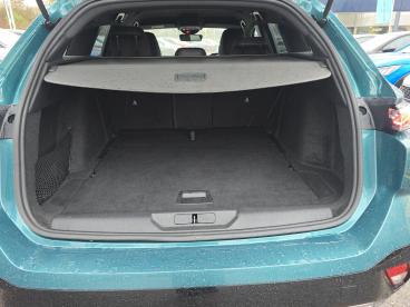 SPOTICAR Peugeot 308 Sw 1.2 Hybrid Gt E-dsc6 Euro 6 (s/s) 5dr Used Car - Estate Hybrid Blue - Basingstoke - 1200567613_5