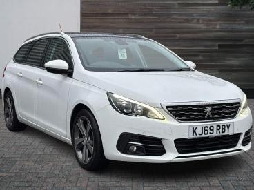 SPOTICAR Peugeot 308 Sw 1.2 Puretech Gpf Allure Euro 6 (s/s) 5dr Used Car - Estate Petrol White - Swindon - 1200570684_1
