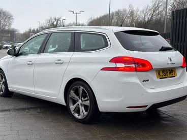 SPOTICAR Peugeot 308 Sw 1.2 Puretech Gpf Allure Euro 6 (s/s) 5dr Used Car - Estate Petrol White - Swindon - 1200570684_5