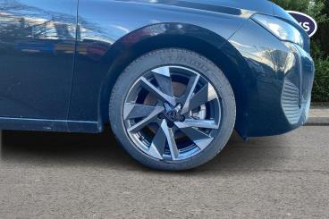 SPOTICAR Peugeot 308 Sw 1.2 Puretech Allure Eat Euro 6 (s/s) 5dr Used Car - Estate Petrol Black - Southampton - 1200572264_5