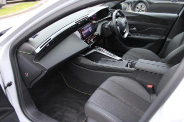 SPOTICAR Peugeot 308 Sw 1.5 Bluehdi Gt Eat Euro 6 (s/s) 5dr Used Car - Estate Diesel White - Dorchester - 1200572763_2