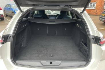 SPOTICAR Peugeot 308 Sw 1.6 12.4kwh Gt Premium E-eat Euro 6 (s/s) 5dr Used Car - Estate Plug-in Hybrid White - Newark On Trent - 1200574859_5