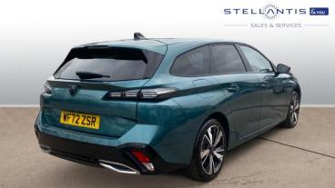 SPOTICAR Peugeot 308 Sw 1.2 Puretech Allure Eat Euro 6 (s/s) 5dr Used Car - Estate Petrol Blue - Romford - 1200575328_3