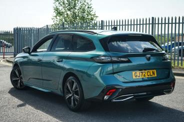SPOTICAR Peugeot 308 Sw 1.2 Puretech Gt Premium Eat Euro 6 (s/s) 5dr Used Car - Estate Petrol Blue - Bromsgrove - 1200592677_2