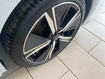 SPOTICAR Peugeot 308 Sw 1.2 Gt E-dsc6 Euro 6 (s/s) 5dr Used Car - Estate Hybrid White - Bridgend - 1200605400_4