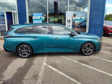 SPOTICAR Peugeot 308 Sw 1.2 Puretech Allure Premium Eat Euro 6 (s/s) 5dr Used Car - Estate Petrol Blue - Moray - 1200612951_4