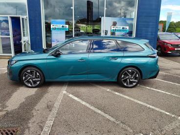SPOTICAR Peugeot 308 Sw 1.2 Puretech Allure Premium Eat Euro 6 (s/s) 5dr Used Car - Estate Petrol Blue - Moray - 1200612951_5