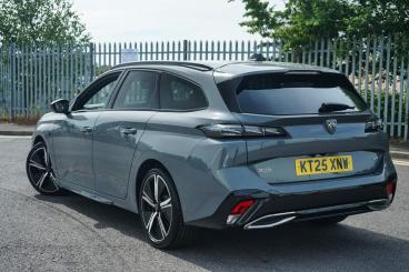 SPOTICAR Peugeot 308 Sw 1.2 Gt E-dsc6 Euro 6 (s/s) 5dr Used Car - Estate Hybrid Grey - Bromsgrove - 1200618413_2