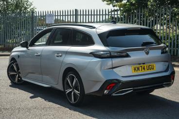 SPOTICAR Peugeot 308 Sw 1.5 Bluehdi Gt Eat Euro 6 (s/s) 5dr Used Car - Estate Diesel Grey - Bromsgrove - 1200618414_2