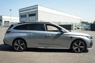 SPOTICAR Peugeot 308 Sw 1.5 Bluehdi Gt Eat Euro 6 (s/s) 5dr Used Car - Estate Diesel Grey - Bromsgrove - 1200618414_3