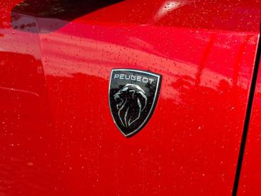 SPOTICAR Peugeot 408 1.6 12.4kwh Gt Fastback E-eat Euro 6 (s/s) 5dr Used Car - Saloon Plug-in Hybrid Red - Worthing - 1200529087_4