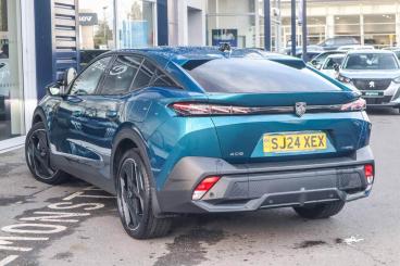 SPOTICAR Peugeot 408 1.6 12.4kwh Gt Fastback E-eat Euro 6 (s/s) 5dr Used Car - Saloon Plug-in Hybrid Blue - Leamington - 1200557662_2