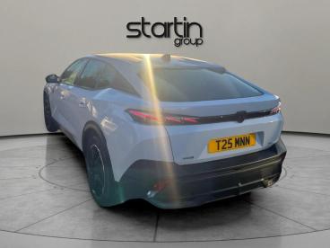 SPOTICAR Peugeot 408 1.2 Puretech Gt Fastback Eat Euro 6 (s/s) 5dr Used Car - Saloon Petrol White - Redditch - 1200559837_4