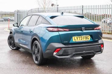 SPOTICAR Peugeot 408 1.6 12.4kwh Gt Fastback E-eat Euro 6 (s/s) 5dr Used Car - Saloon Plug-in Hybrid Blue - Bromsgrove - 1200562047_2