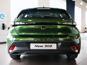 SPOTICAR Peugeot 408 1.2 Puretech Gt Fastback Eat Euro 6 (s/s) 5dr Used Car - Saloon Petrol Grey - Bromsgrove - 1200562049_3