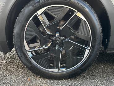 SPOTICAR Peugeot 408 1.2 Puretech Gt Fastback Eat Euro 6 (s/s) 5dr Used Car - Saloon Petrol Grey - Wolverhampton - 1200564841_3