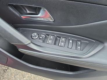 SPOTICAR Peugeot 408 1.2 Puretech Gt Fastback Eat Euro 6 (s/s) 5dr Used Car - Saloon Petrol Red - Workington - 1200579702_5