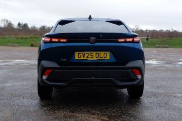 SPOTICAR Peugeot 408 1.2 Allure Fastback E-dsc6 Euro 6 (s/s) 5dr Used Car - Saloon Hybrid Blue - Eastbourne - 1200580338_4