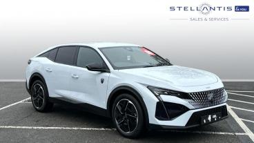 SPOTICAR Peugeot 408 1.2 Hybrid Gt Fastback E-dsc6 Euro 6 (s/s) 5dr Used Car - Saloon Hybrid White - Newport - 1200581829_1