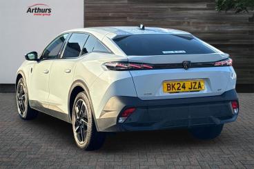 SPOTICAR Peugeot 408 1.2 Puretech Gt Fastback Eat Euro 6 (s/s) 5dr Used Car - Saloon Petrol White - Oswestry - 1200584453_5