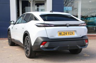 SPOTICAR Peugeot 408 1.2 Puretech Gt Fastback Eat Euro 6 (s/s) 5dr Used Car - Saloon Petrol White - Bulkington - 1200593150_4