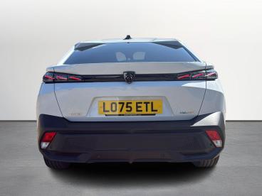 SPOTICAR Peugeot 408 1.6 12.4kwh Gt Fastback E-eat Euro 6 (s/s) 5dr Used Car - Saloon Plug-in Hybrid White - Letchworth - 1200597741_5