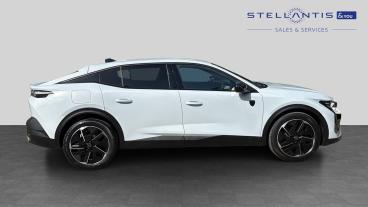 SPOTICAR Peugeot 408 1.2 Gt Fastback E-dsc6 Euro 6 (s/s) 5dr Used Car - Saloon Hybrid White - Godalming - 1200606443_2