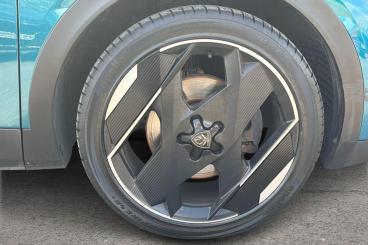 SPOTICAR Peugeot 408 1.6 12.4kwh Gt Fastback E-eat Euro 6 (s/s) 5dr Used Car - Saloon Plug-in Hybrid Blue - Portsmouth - 1200608289_5