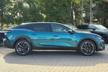 SPOTICAR Peugeot 408 1.2 Puretech Gt Fastback Eat Euro 6 (s/s) 5dr Used Car - Saloon Petrol Blue - Worthing - 1200621407_2