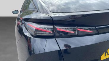 SPOTICAR Peugeot 408 1.2 Gt Fastback E-dsc6 Euro 6 (s/s) 5dr Used Car - Saloon Hybrid Black - Salford - 1200621668_5