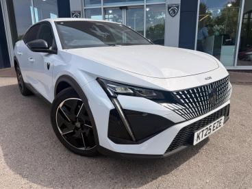 SPOTICAR Peugeot 408 1.6 12.4kwh Gt Fastback E-eat Euro 6 (s/s) 5dr Used Car - Saloon Plug-in Hybrid White - Rugby - 1200621981_3
