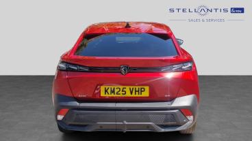 SPOTICAR Peugeot 408 1.2 Gt Fastback E-dsc6 Euro 6 (s/s) 5dr Used Car - Saloon Hybrid Red - Romford - 1200623101_4