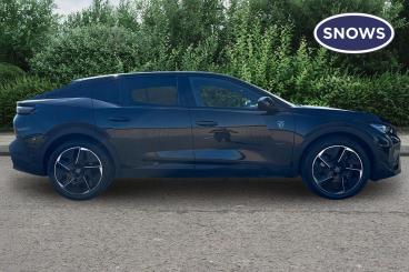 SPOTICAR Peugeot 408 1.6 12.4kwh Gt Fastback E-eat Euro 6 (s/s) 5dr Used Car - Saloon Plug-in Hybrid Black - Chichester - 1200623175_4