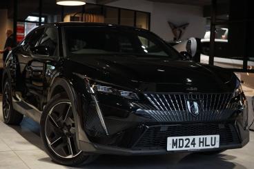 SPOTICAR Peugeot 408 1.2 Puretech Gt Fastback Eat Euro 6 (s/s) 5dr Used Car - Saloon Petrol Black - Stourbridge - 1200631297_1