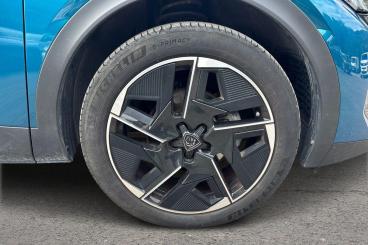 SPOTICAR Peugeot 408 1.2 Puretech Gt Fastback Eat Euro 6 (s/s) 5dr Used Car - Saloon Petrol Blue - Southampton - 1200634537_5