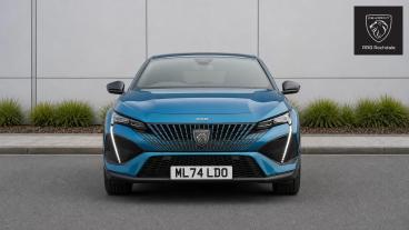 SPOTICAR Peugeot 408 1.2 Puretech Gt Fastback Eat Euro 6 (s/s) 5dr Used Car - Saloon Petrol Blue - Rochdale - 1200639861_2
