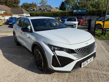 SPOTICAR Peugeot 408 1.2 Puretech Gt Fastback Eat Euro 6 (s/s) 5dr Used Car - Saloon Petrol White - Hastings - 1200641793_1