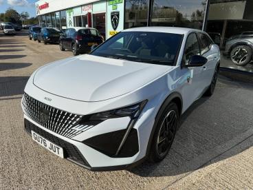 SPOTICAR Peugeot 408 1.2 Puretech Gt Fastback Eat Euro 6 (s/s) 5dr Used Car - Saloon Petrol White - Hastings - 1200641793_3