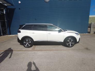 SPOTICAR Peugeot 5008 1.5 Bluehdi Gt Line Euro 6 (s/s) 5dr Used Car - Mpv Diesel White - Barrow In Furness - 1200540062_2